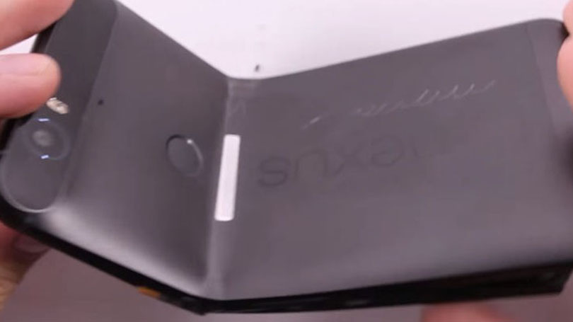 Nexus 6P entorta mais facilmente que o iPhone 6